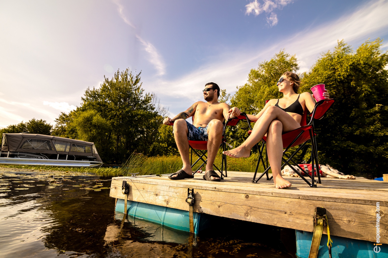 Relaxe au bout du quai